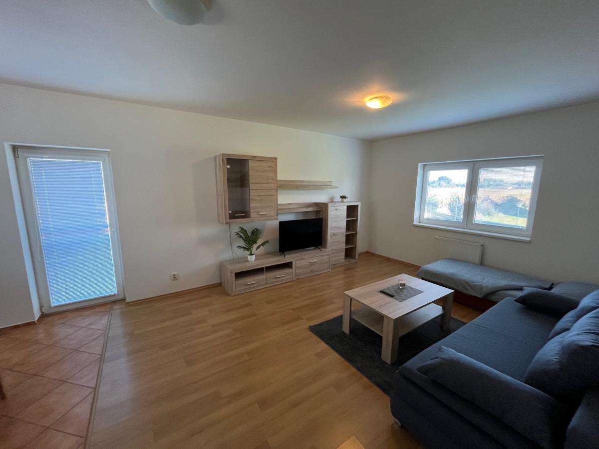 Apartman 92 Pozsonyfehéregyház Kültér fotó